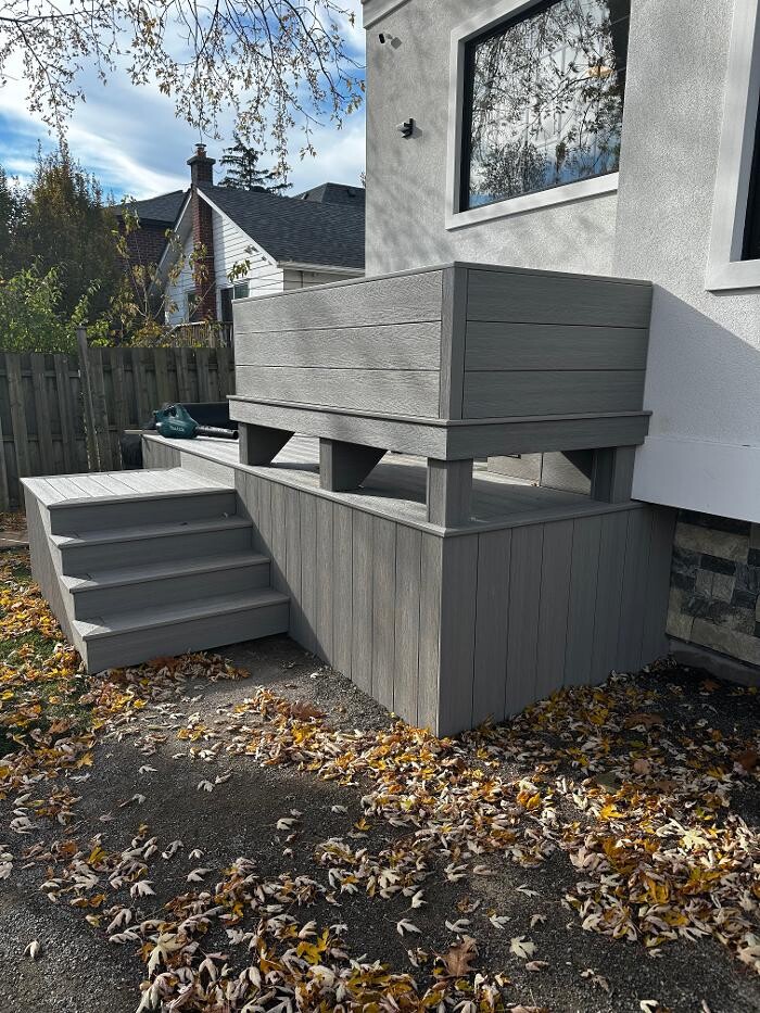 Images Mississauga Decks and Trim