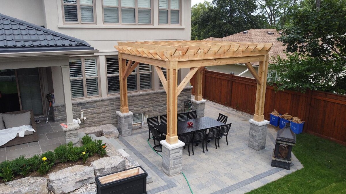 Images Mississauga Decks and Trim