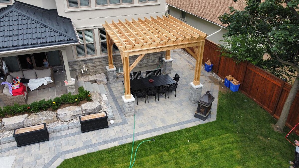 Images Mississauga Decks and Trim