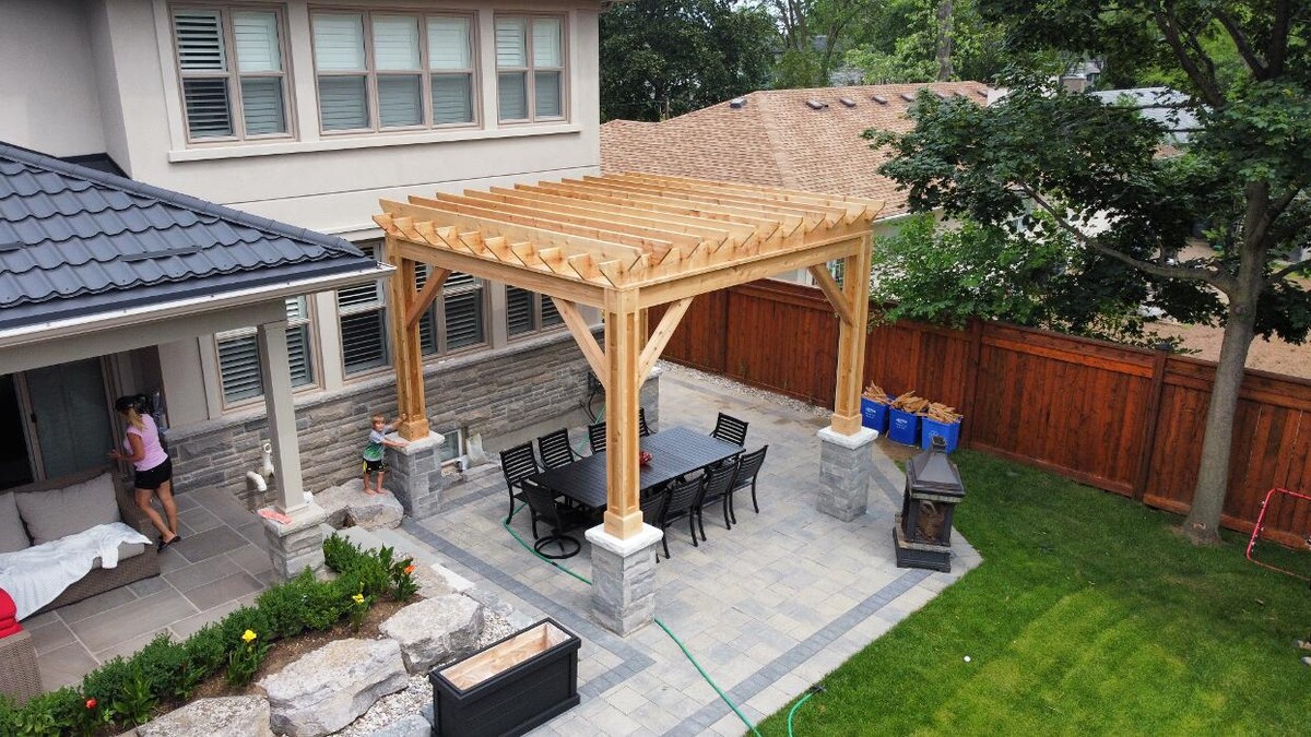 Images Mississauga Decks and Trim