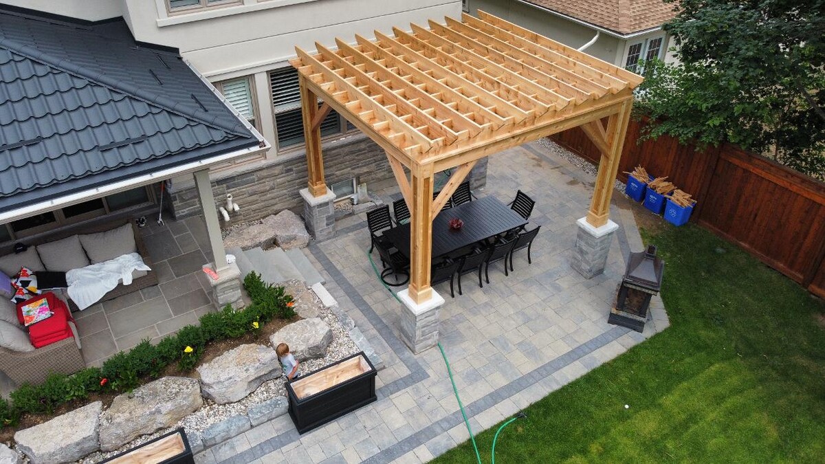 Images Mississauga Decks and Trim