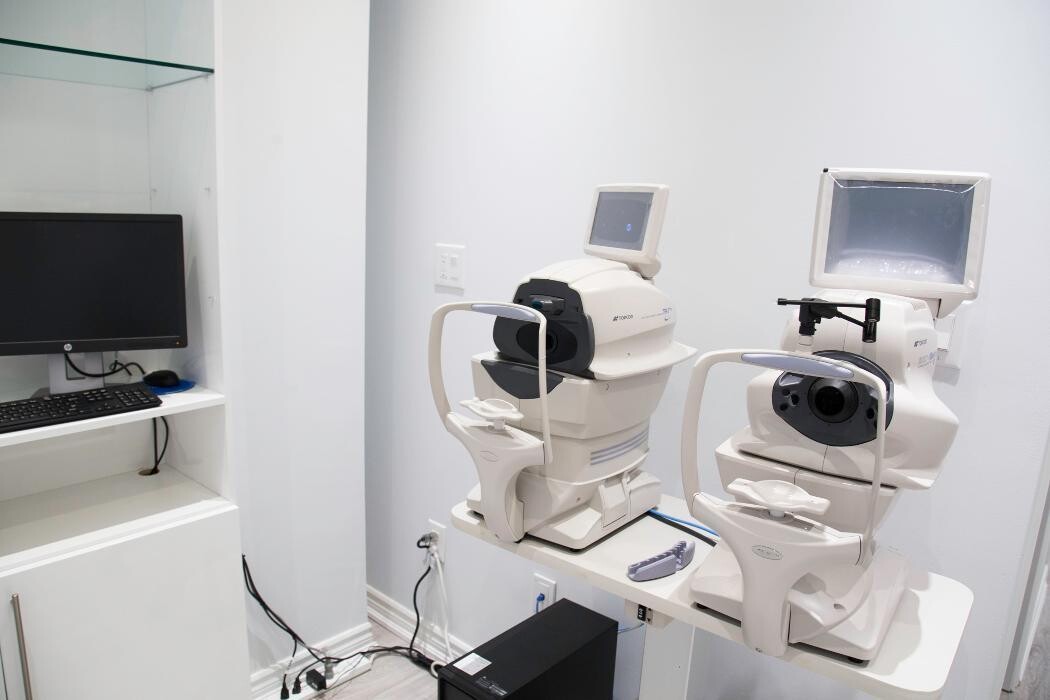 Images Halton Eye Care - Dr. Aneesha Jain & Dr. David S. Sooklal
