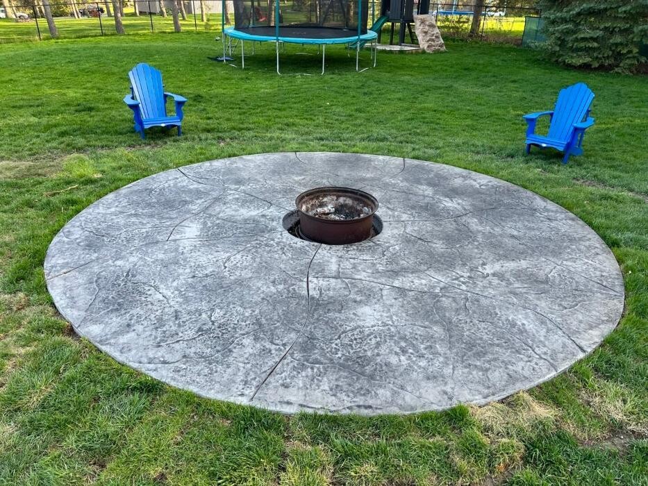 Images Great North Concrete Inc.