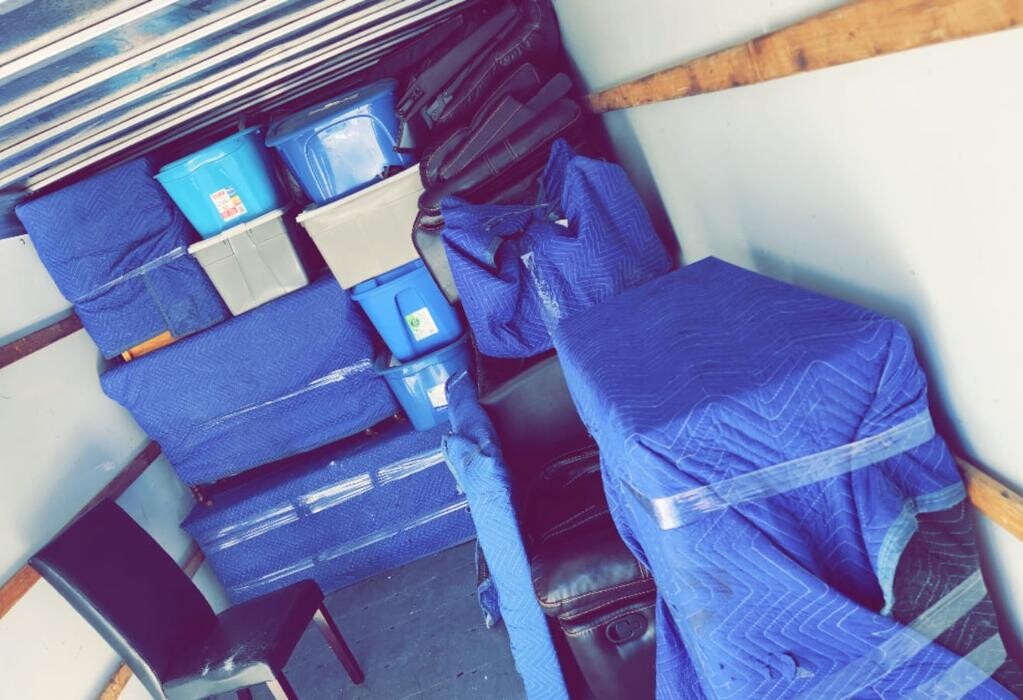 Images Instant Movers YXE