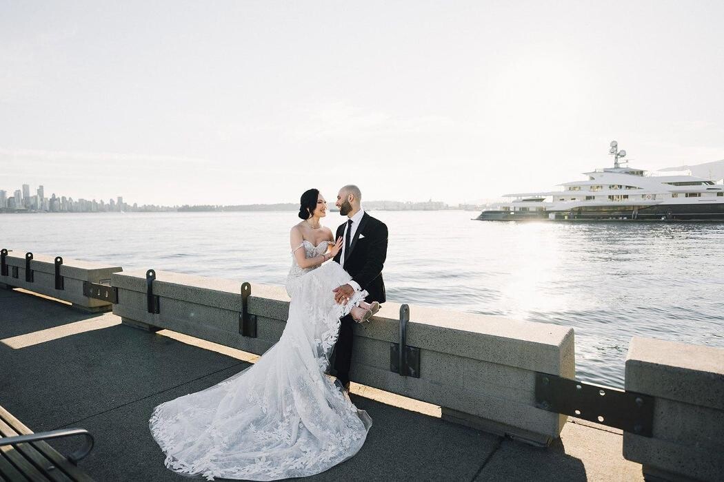 Images Beautiful Life Studios BC - Photo & Video