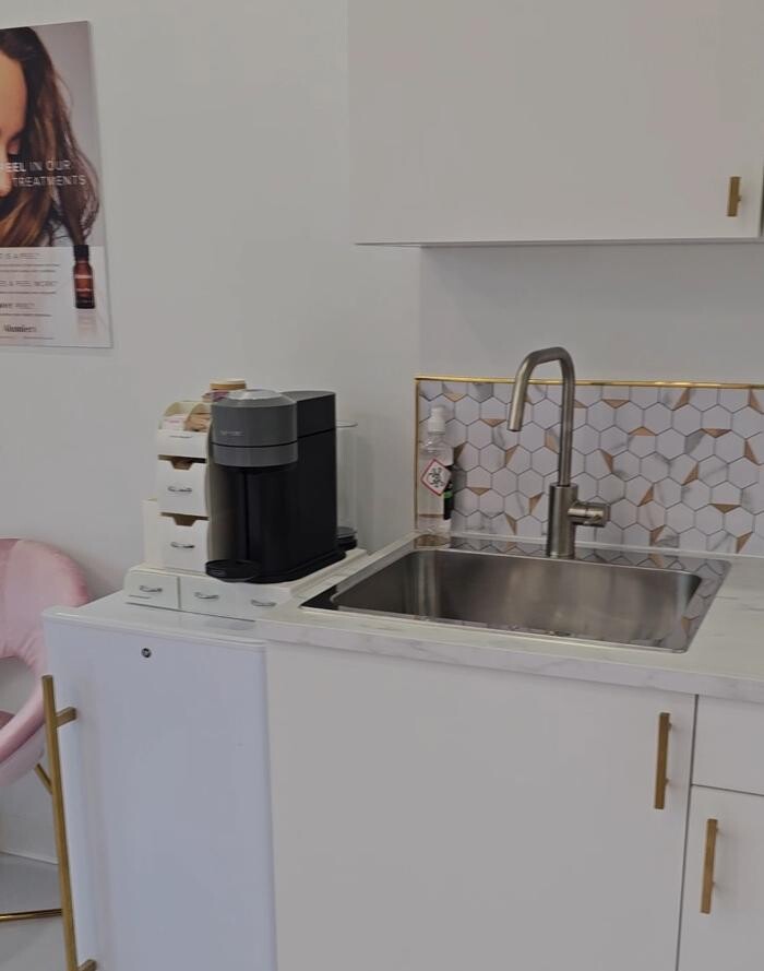 Images Mishels Natural Beauty Clinic