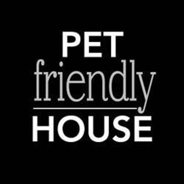Pet Friendly House Logo