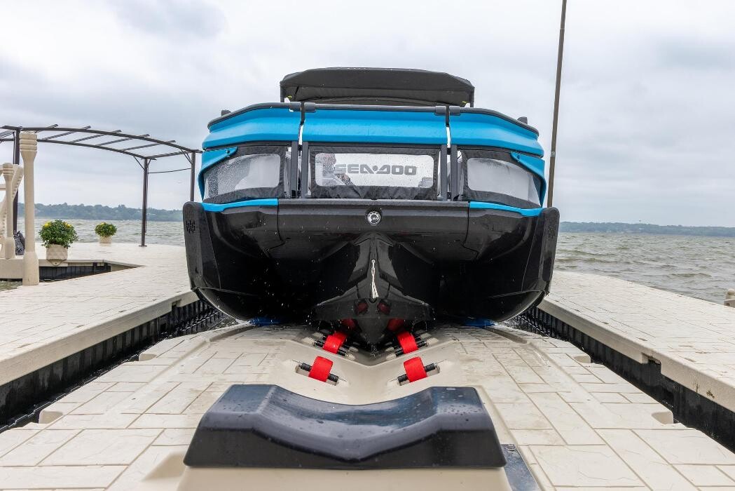 Images Beachside Docks & Lifts