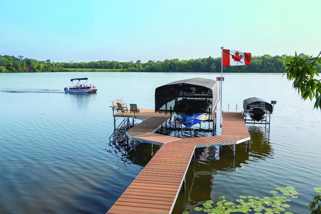 Images Beachside Docks & Lifts