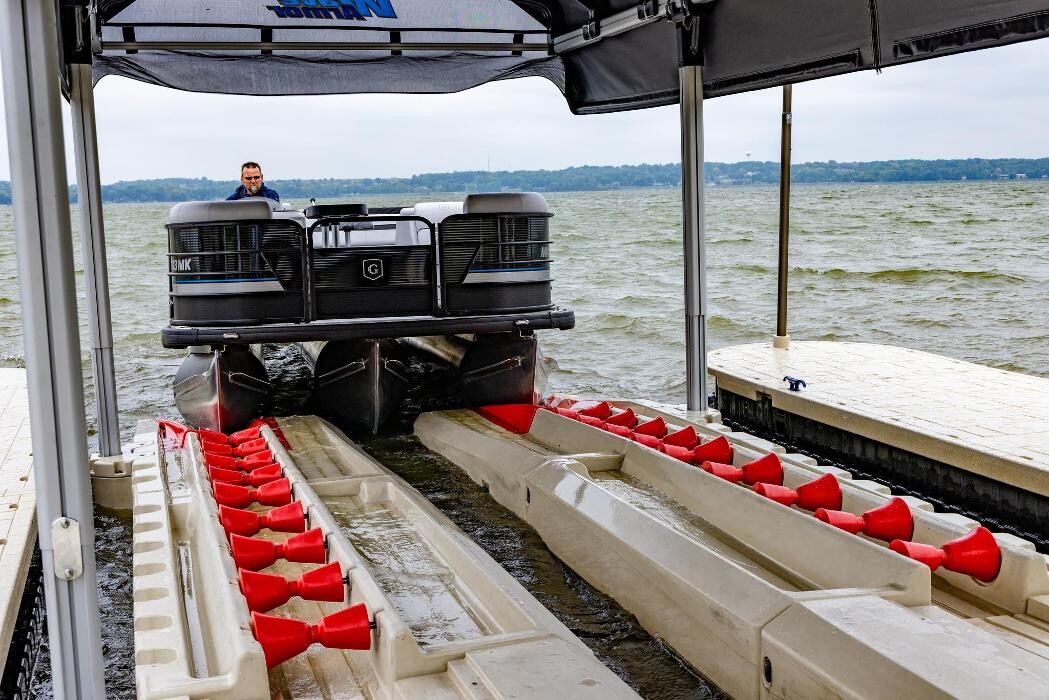 Images Beachside Docks & Lifts