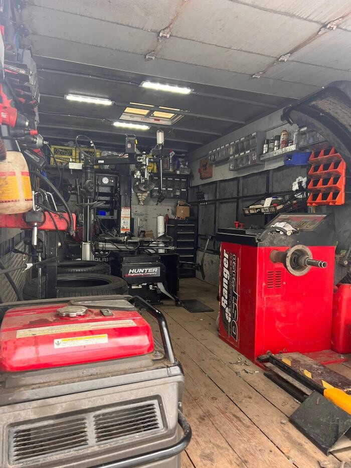 Images Greg Laughlin Tire & Fleet Services