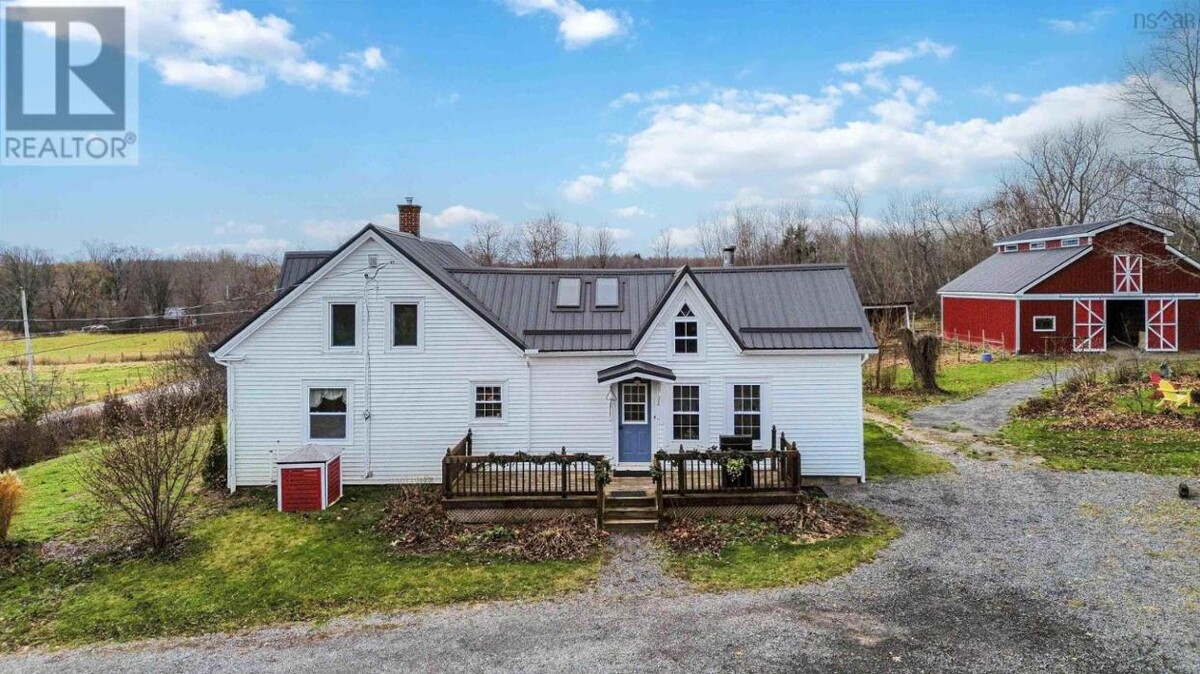 Images Leslie Stoddart Realtor - Exit Realty Town & Country