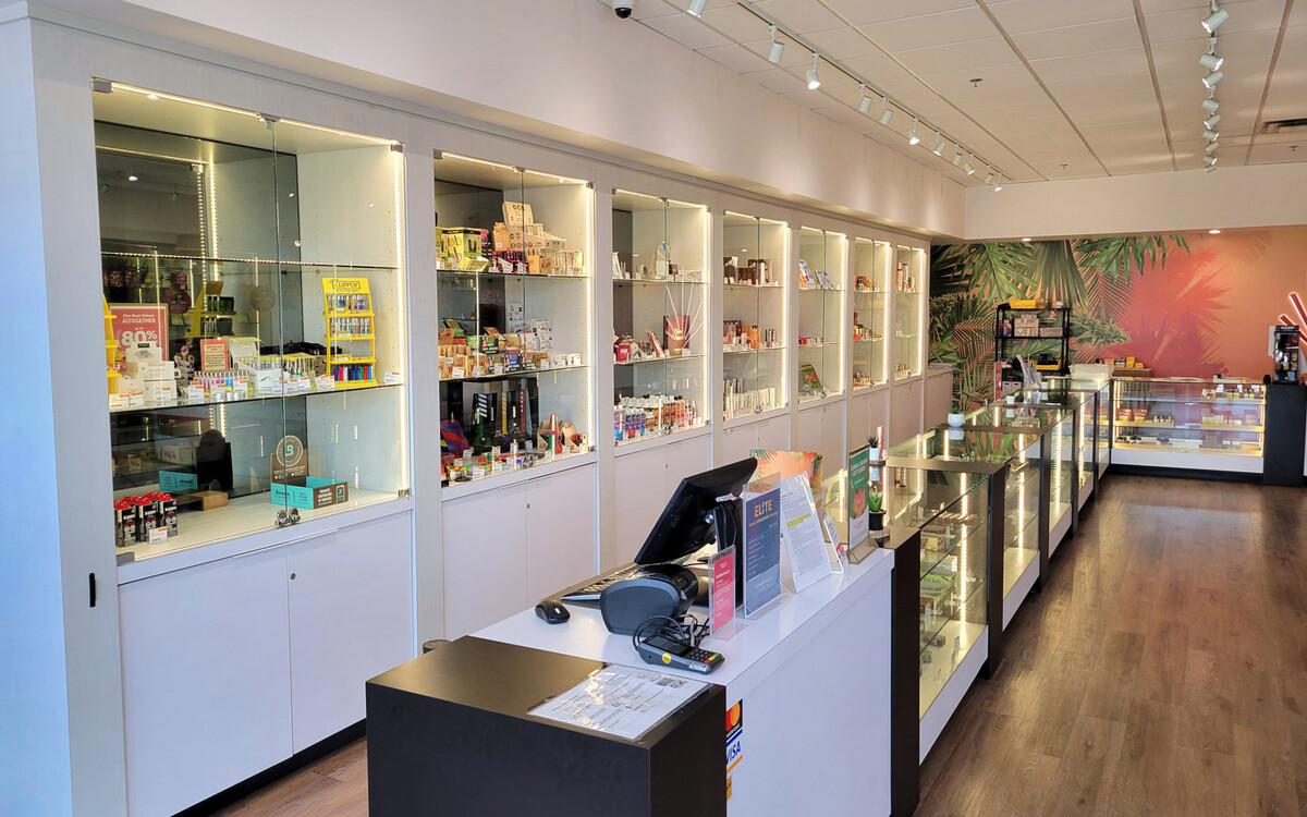 Images Canna Cabana | Lloydminster | Cannabis Store