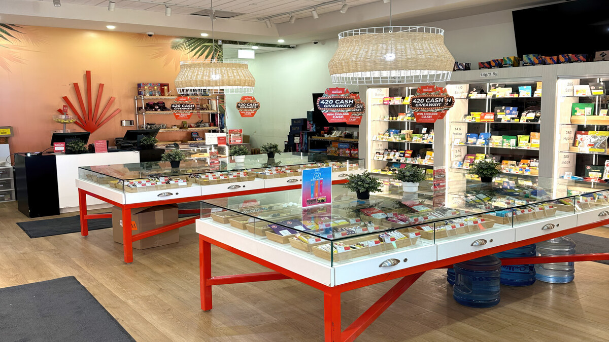Images Canna Cabana | St. Laurent | Cannabis Store Ottawa