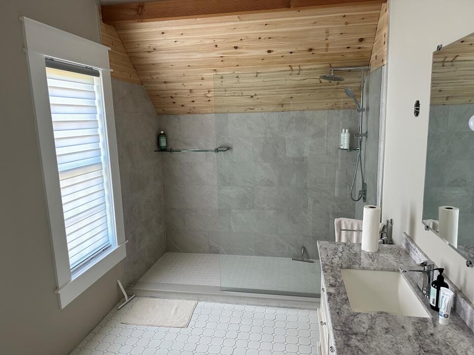 Images Comfort Home Ltd. Home Improvement