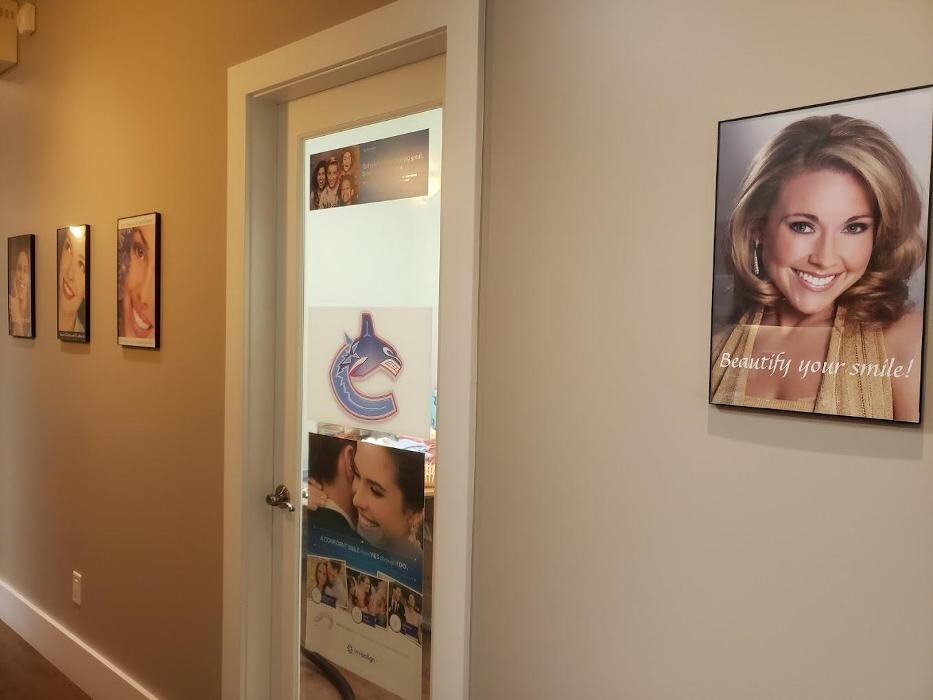 Images BigSmiles Dental Care - Cloverdale Surrey Dentist