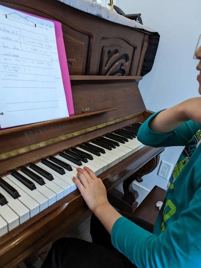Images Chris Sagard Piano Teacher