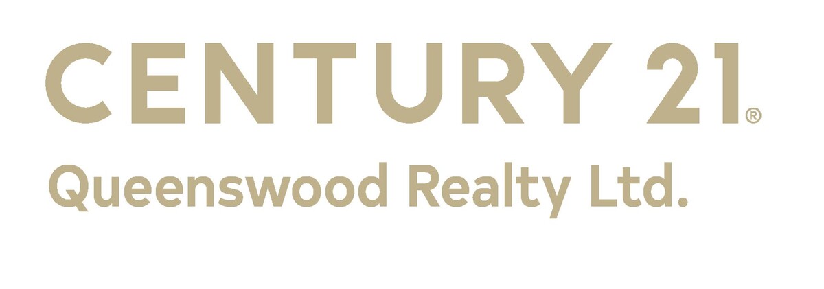 Images Tara Hearn - Century 21 Queenswood Realty Ltd