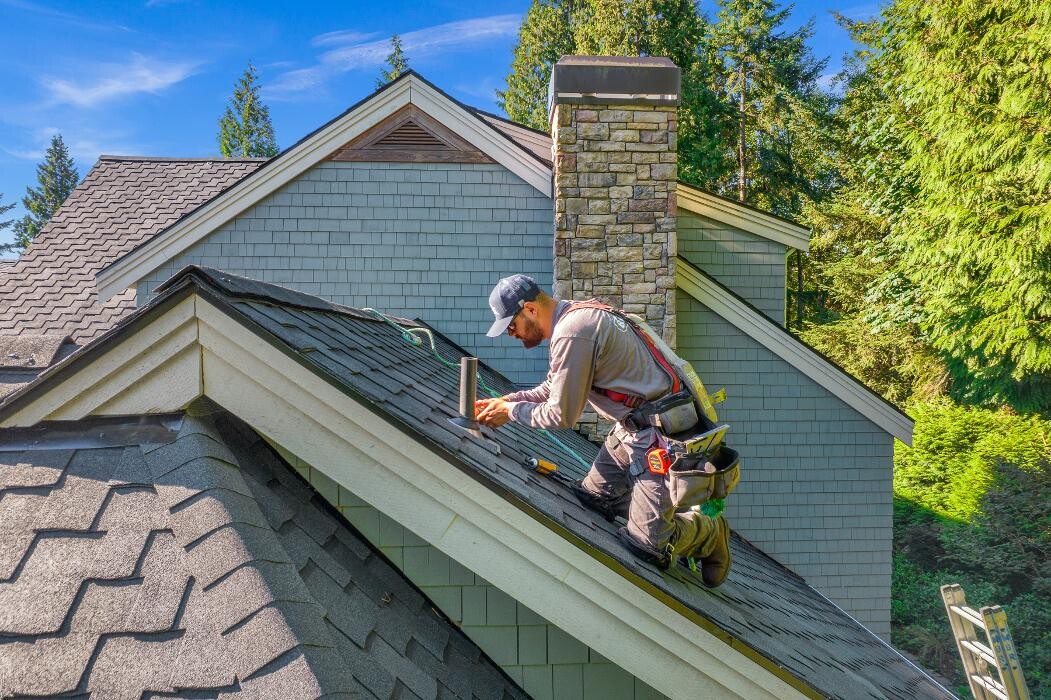 Images Bakerview Roofing Ltd.