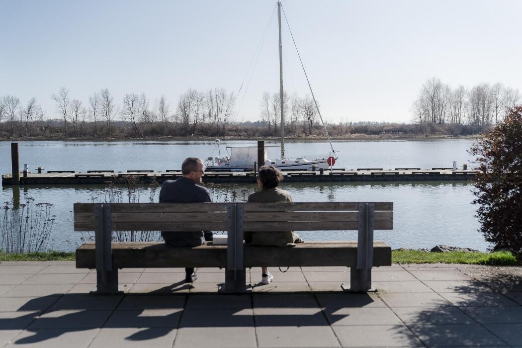 Images Steveston Waterfront Hotel