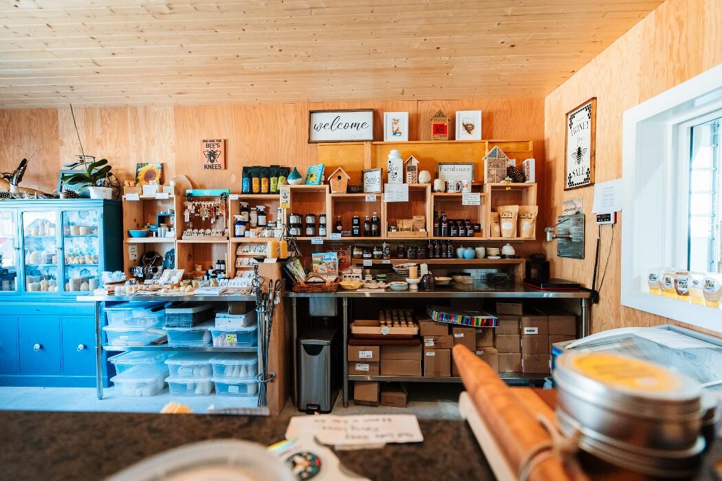 Images The Gull Lake Honey Company