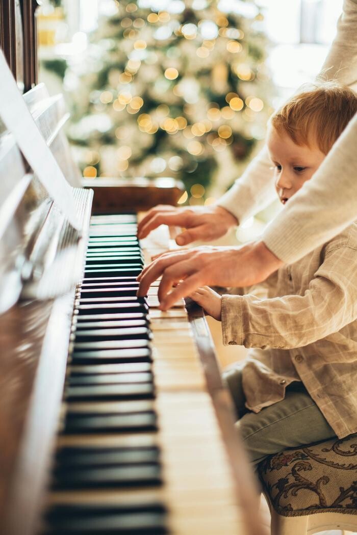Images Mircea Piano