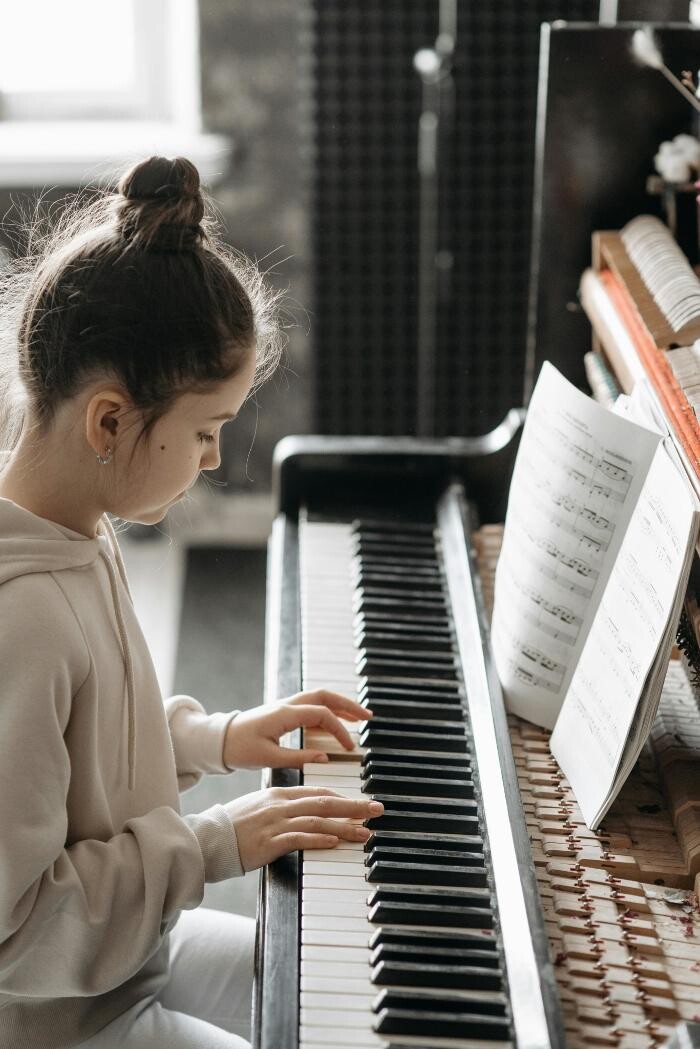Images Mircea Piano