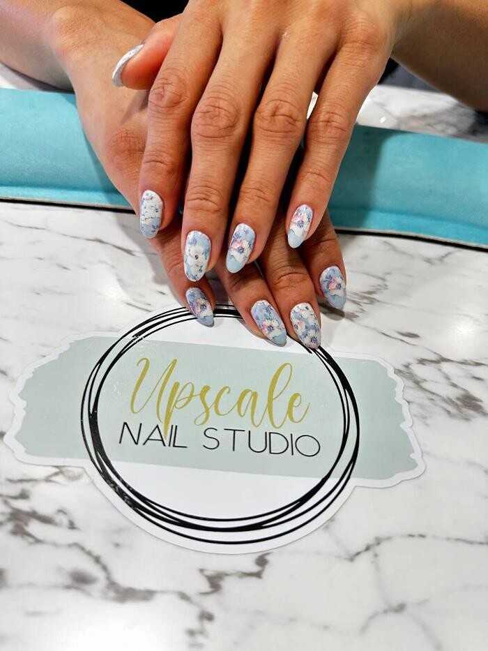 Images Upscale Nail Studio - North Vancouver