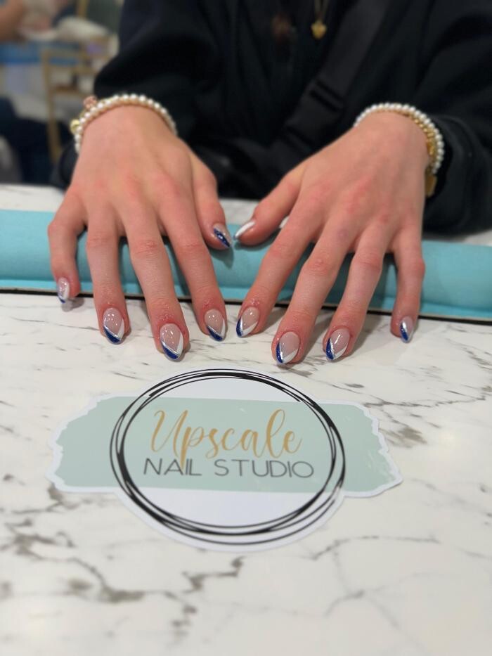 Images Upscale Nail Studio