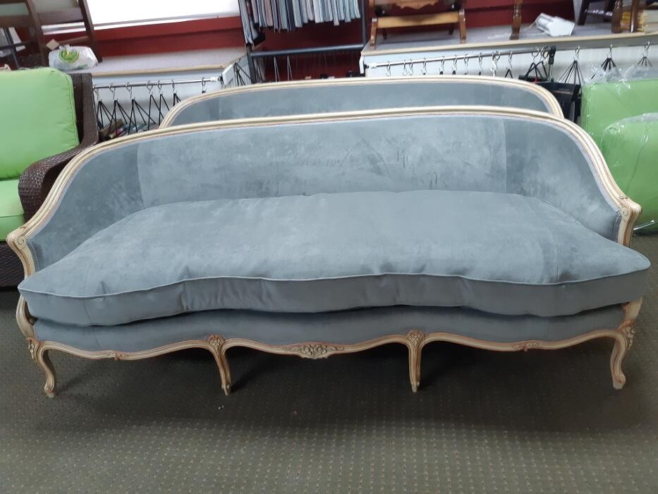 Images Brenton's Upholstery & Refinishing