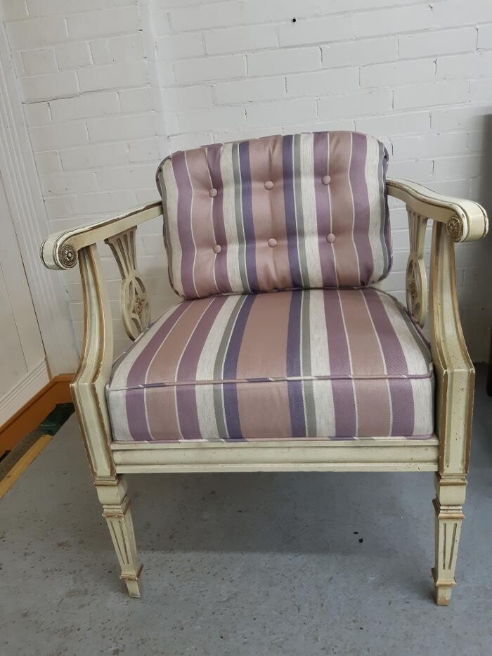 Images Brenton's Upholstery & Refinishing