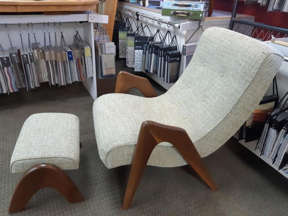 Images Brenton's Upholstery & Refinishing