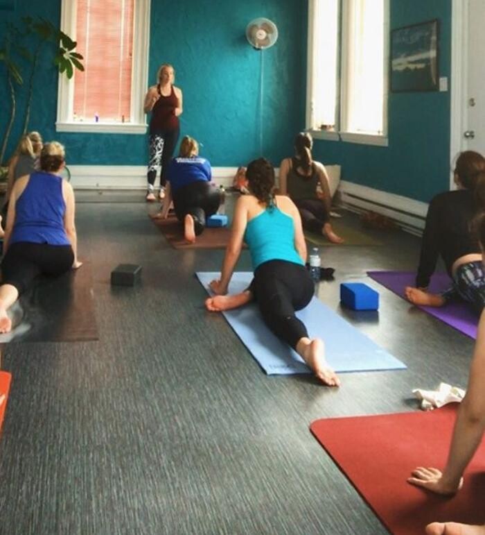 Images Nu-u Float Studio & Health Bar