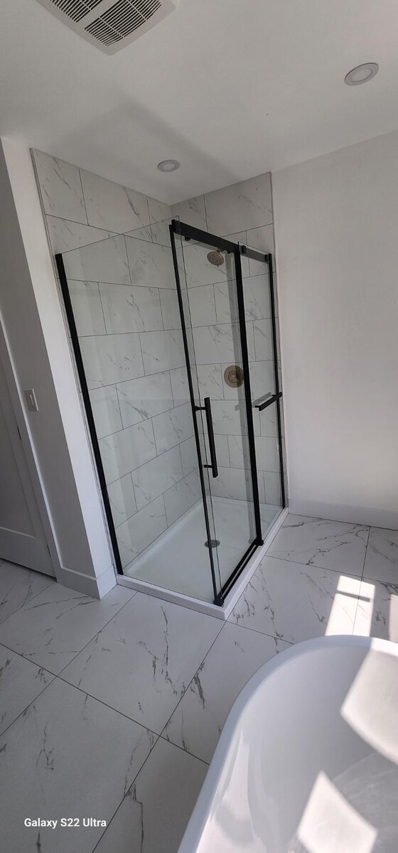 Images Modern Edge Contracting