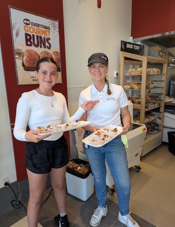 Images COBS Bread Bowmanville