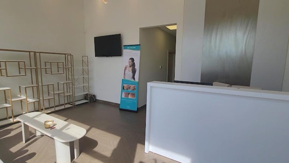 Images Dr Wrinkle Away Stouffville Ballantrae Cosmetic Clinic | Filler | Botox | Acne | Laser