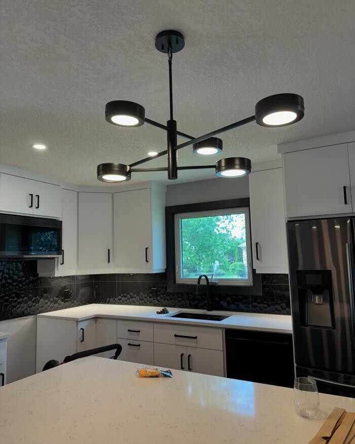 Images North Erie Electric Ltd.