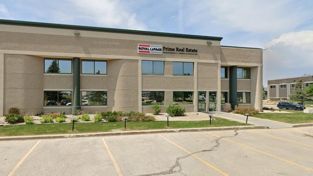 Images Liz Taylor, Winnipeg Realtor