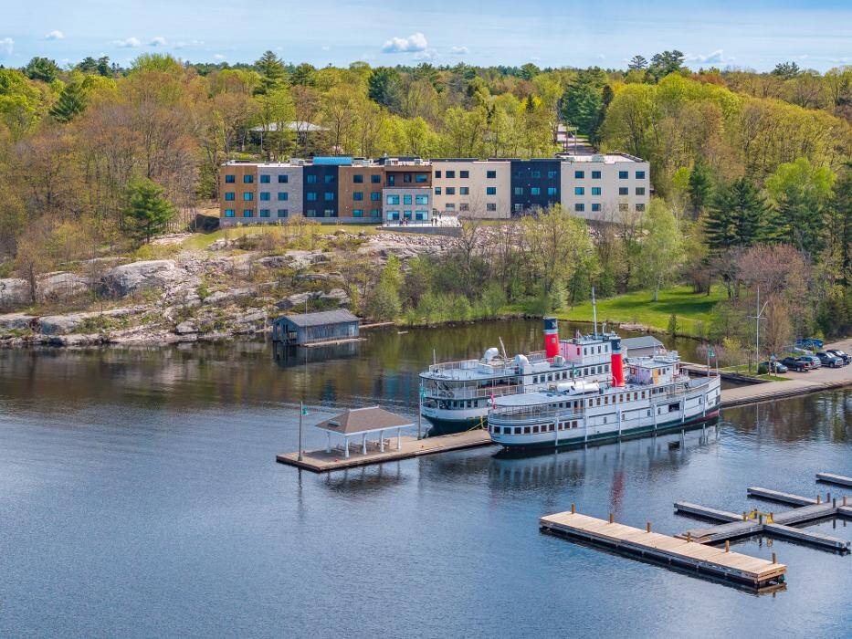 Images The Alexander Muskoka Residence