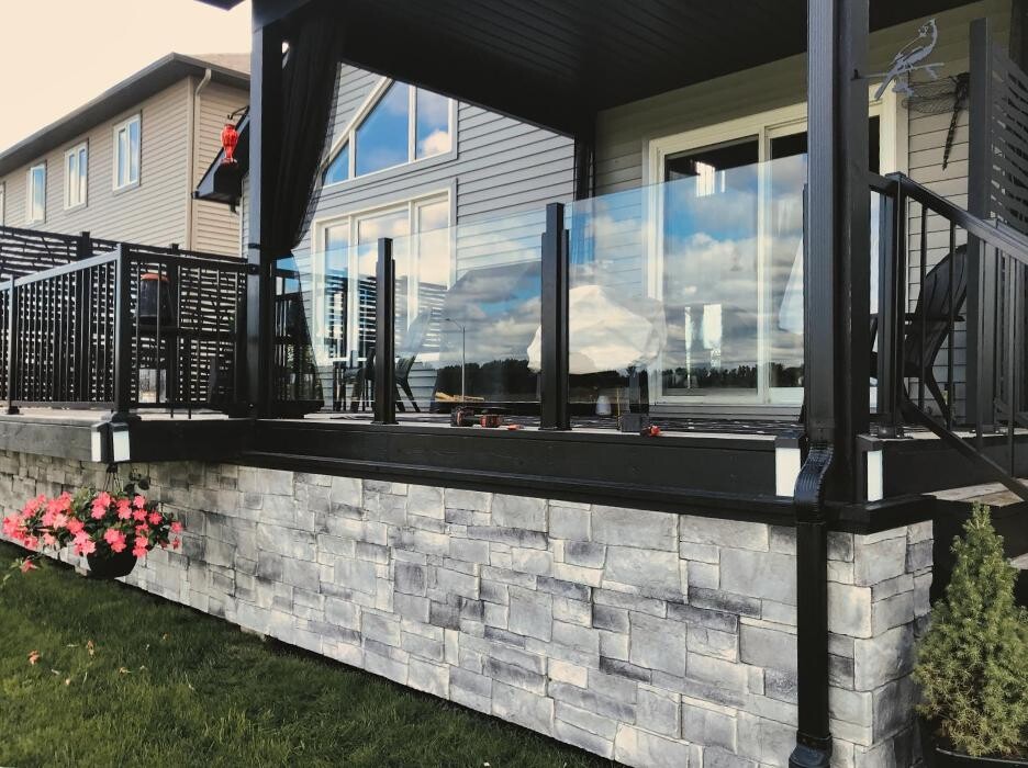 Images Ottawa Deck and Rail