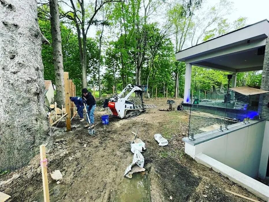 Images BEYOND YOUR REACH INC. / BYR CONTRACTING