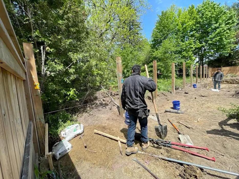 Images BEYOND YOUR REACH INC. / BYR CONTRACTING