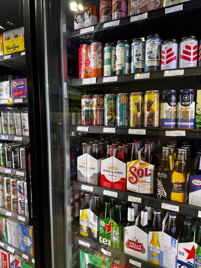 Images Didsbury Liquor Mart