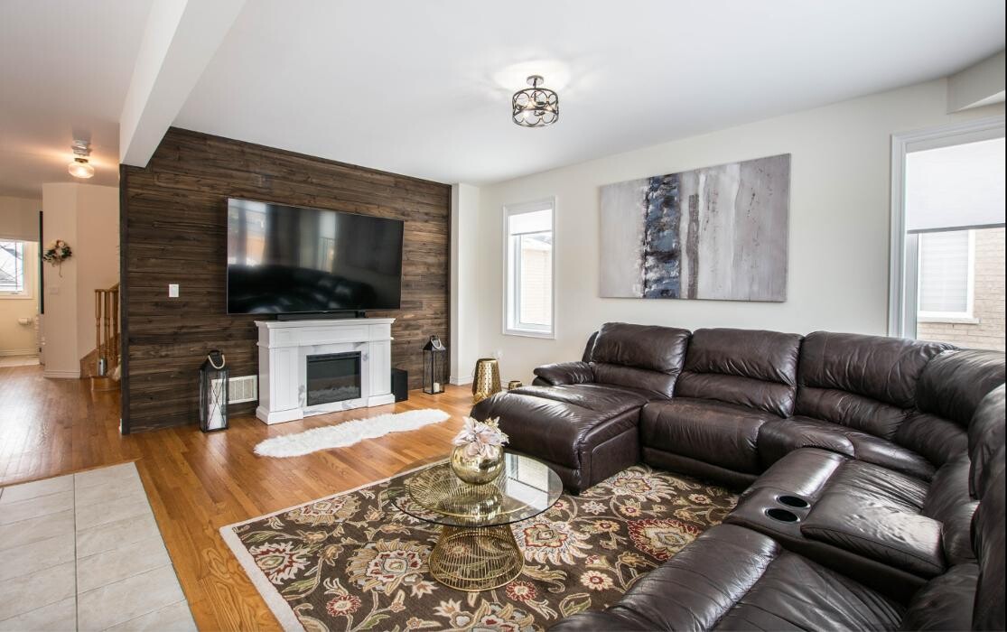 Images Elizabeth Espadas, Homelife Integrity Realty Inc.