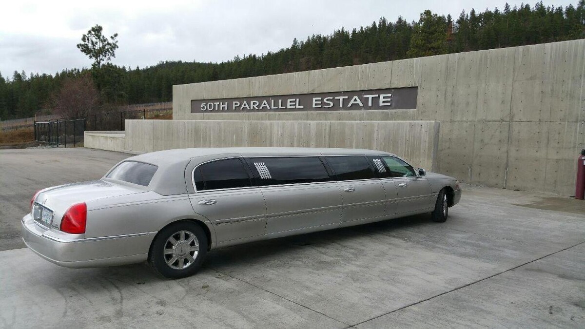 Images Kelowna Limo Service (Enchanted Limo)