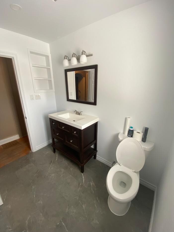 Images OC Licensed Carpenter