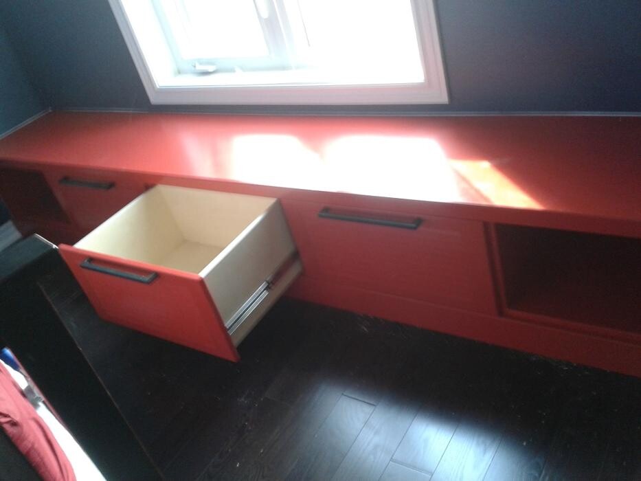 Images OC Licensed Carpenter