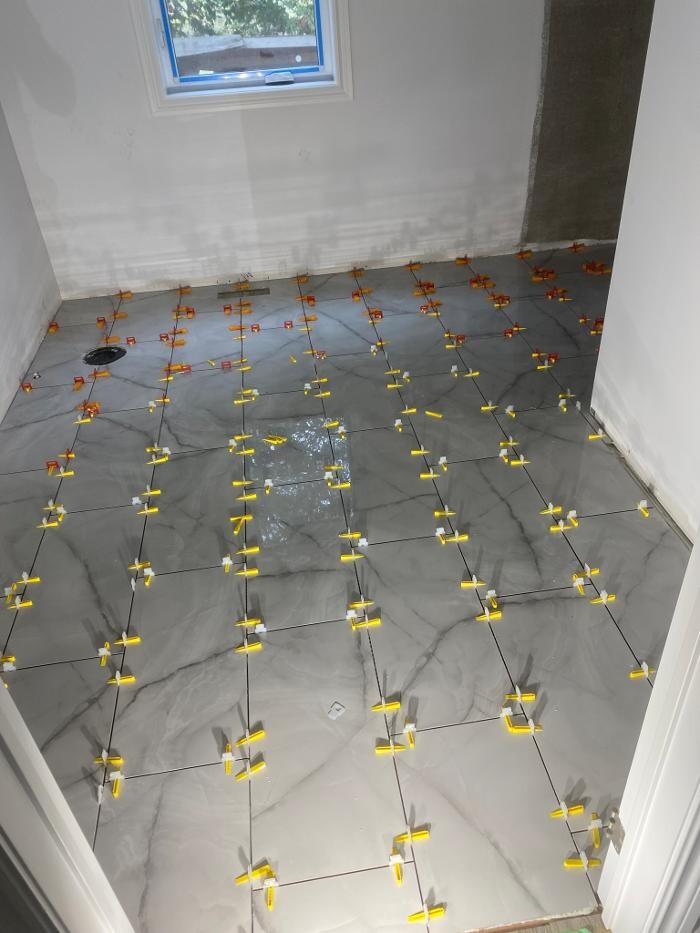 Images OC Licensed Carpenter