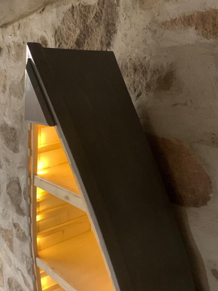 Images OC Licensed Carpenter