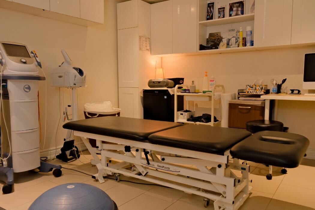 Images Rustic Massage Therapy And Physiotherapy Clinic